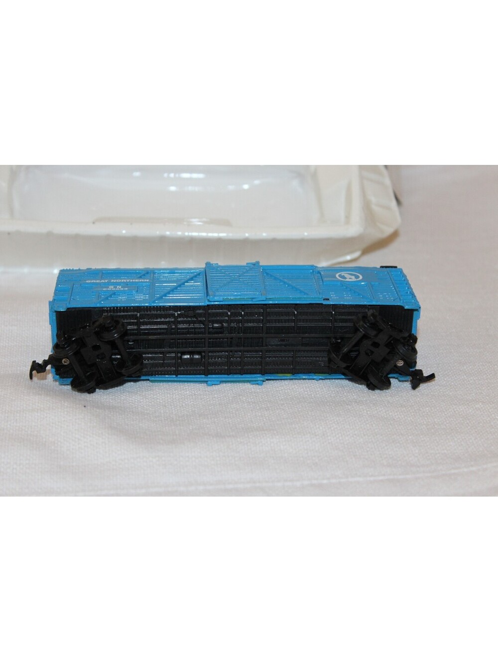 Bachmann HO Scale Great Northern GN 582033 Blue Stock Car Livestock Car w/ Box - Picture 3 of 3